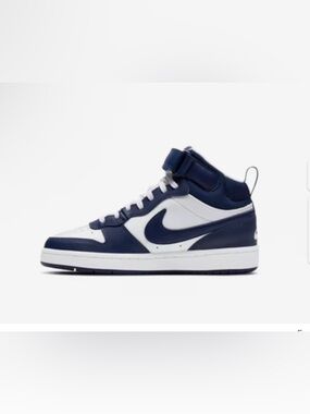 Nike High-Top Basketball Sneaker in Navy and White 5y